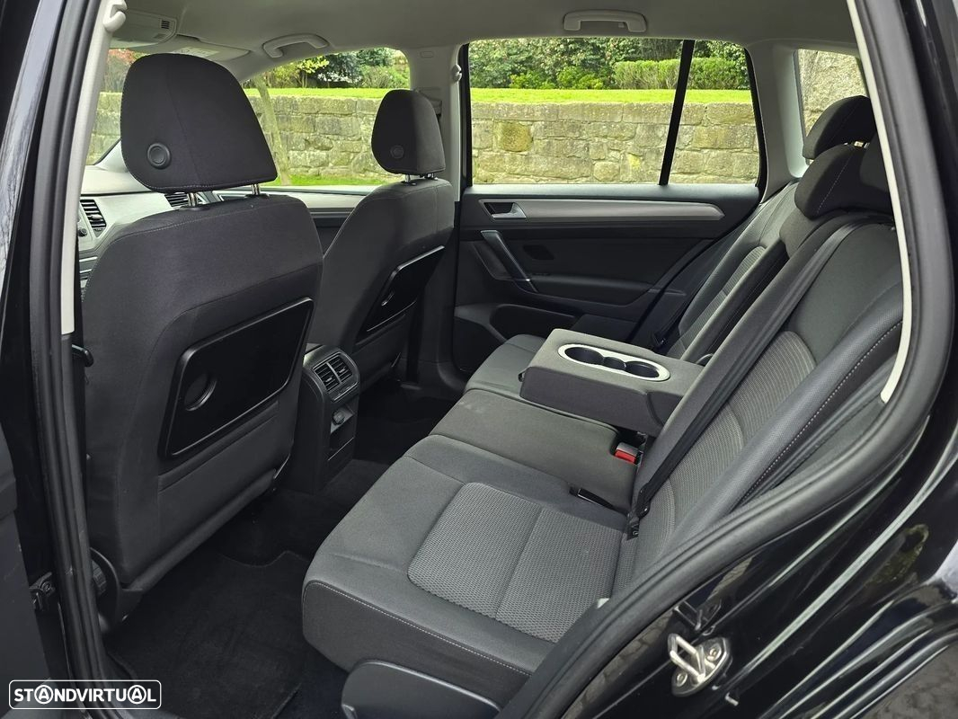 VW Golf Sportsvan 1.6 TDI Confortline BlueMotion - 11