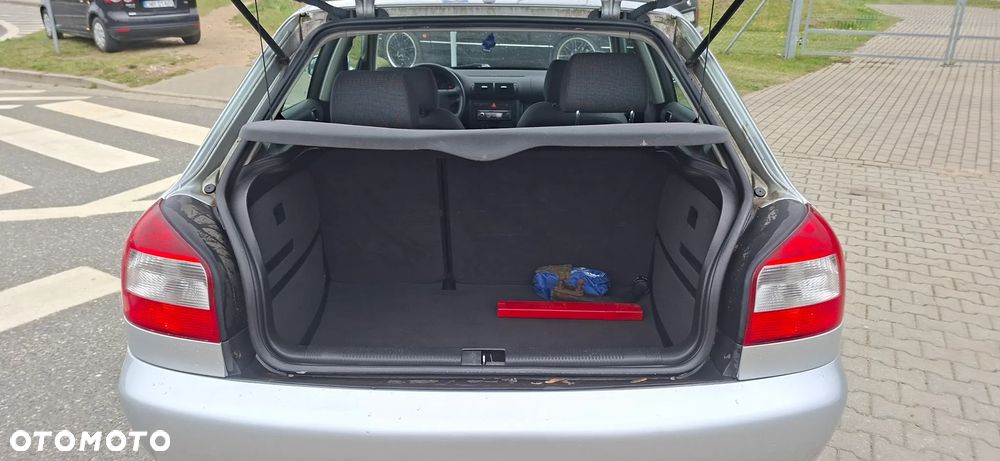 Audi A3 Sportback 1.6 Ambition - 13