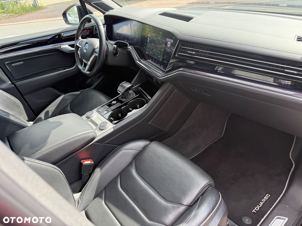 Volkswagen Touareg 3.0 V6 TDI SCR 4Mot R-Line - 9