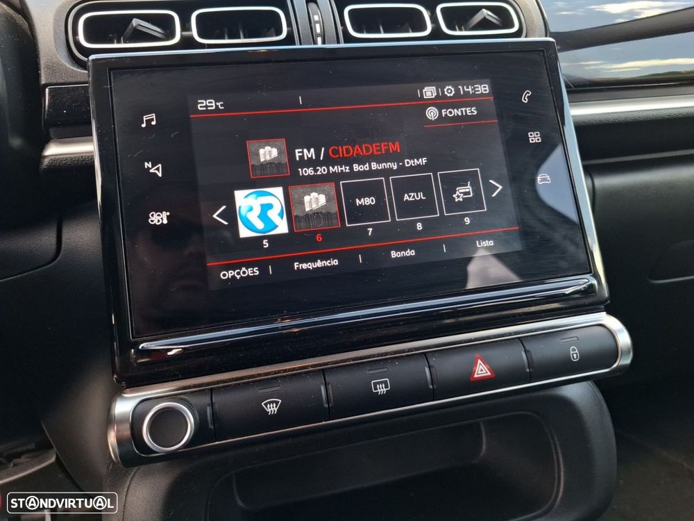 Citroën C3 1.2 PureTech Shine - 19