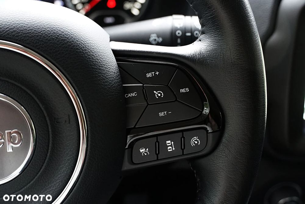 Jeep Renegade 1.0 T-GDI Night Eagle - 15