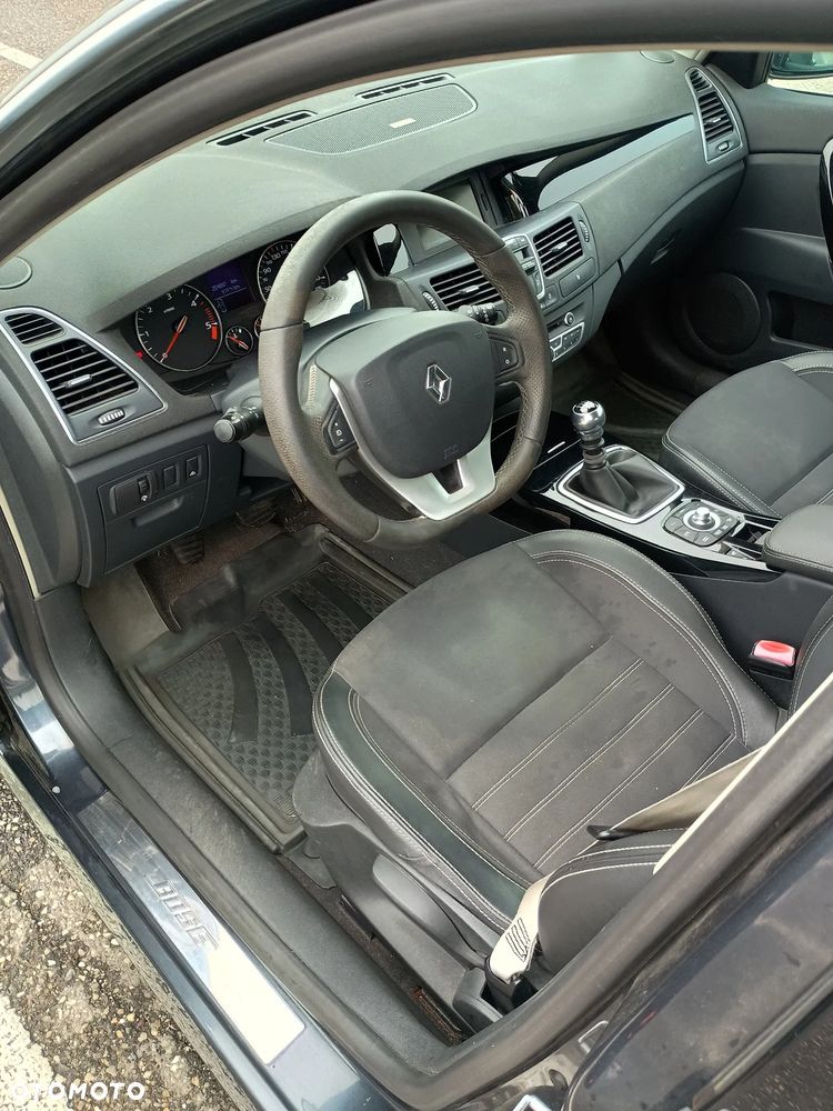 Renault Laguna 2.0 dCi Bose Edition - 13