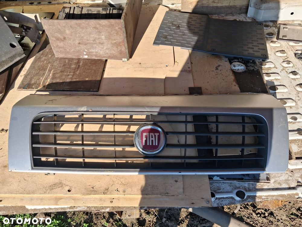 Fiat Ducato III LIFT Atrapa Grill przod - 1