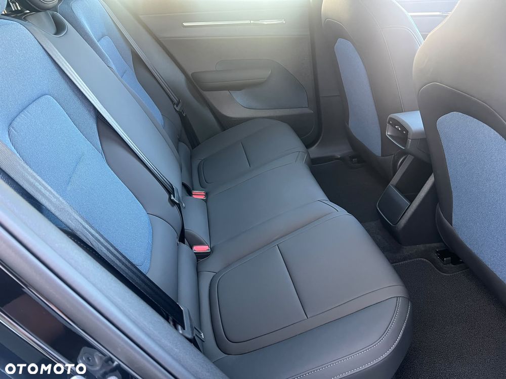 Volvo EX30 69kWh Twin Motor Ultra - 23