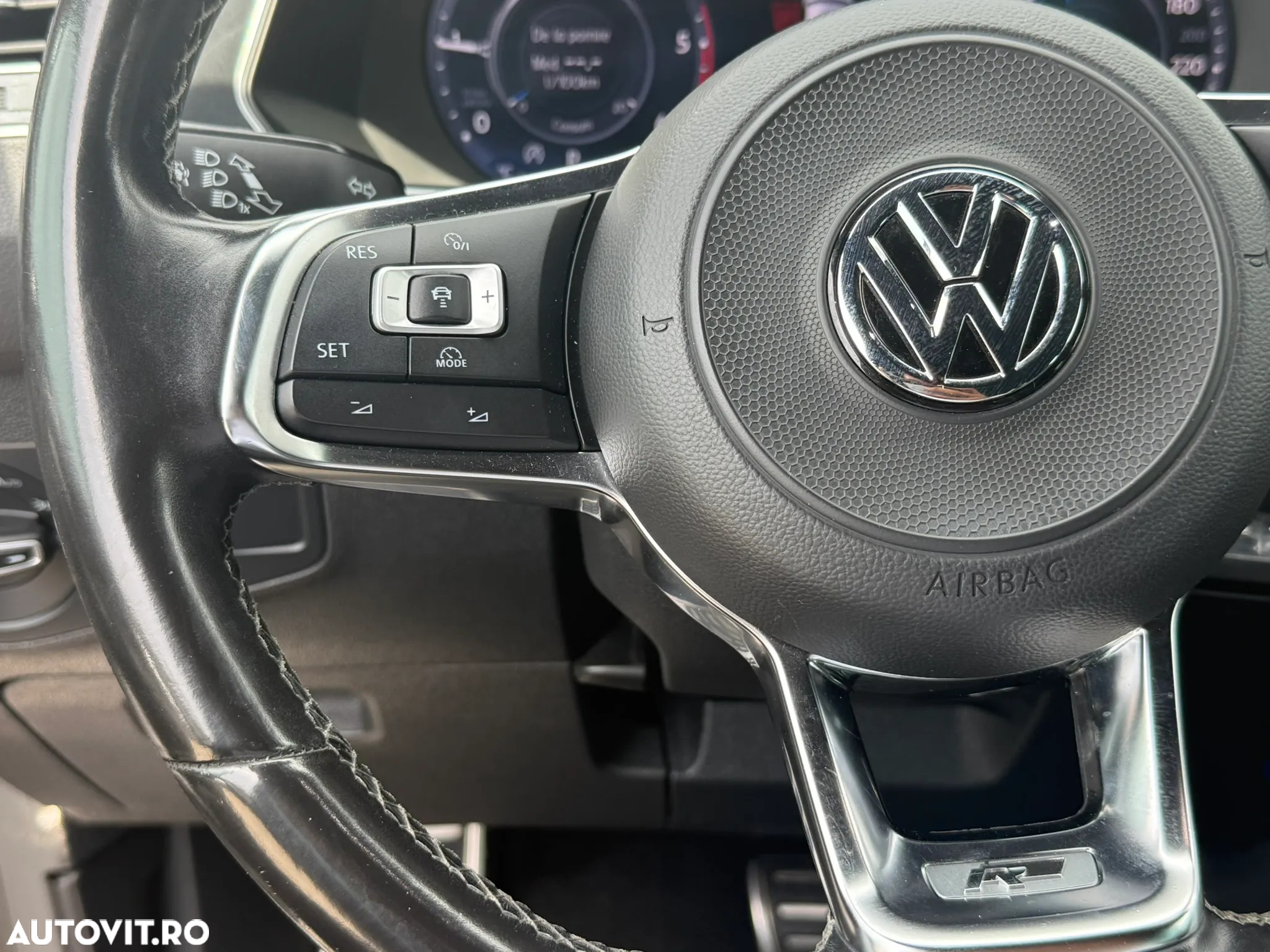 Volkswagen Tiguan 2.0 TDI SCR DSG 4Motion R-Line - 5