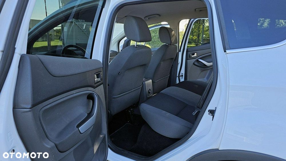Ford Kuga 2.0 TDCi Titanium - 8