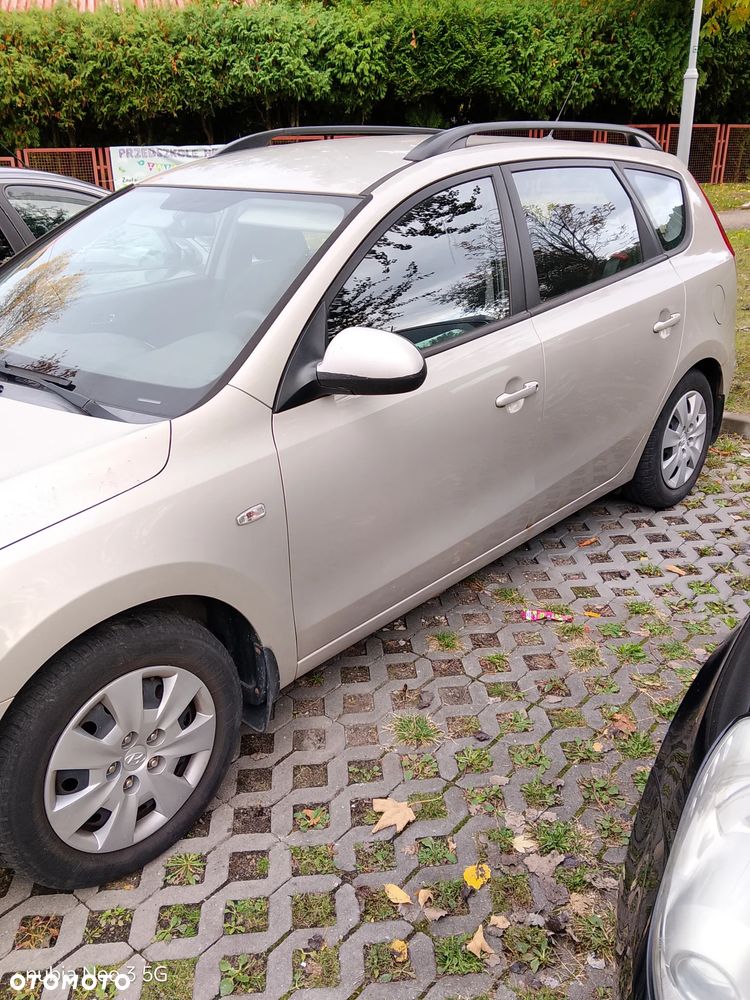 Hyundai i30 1.6 Comfort - 3