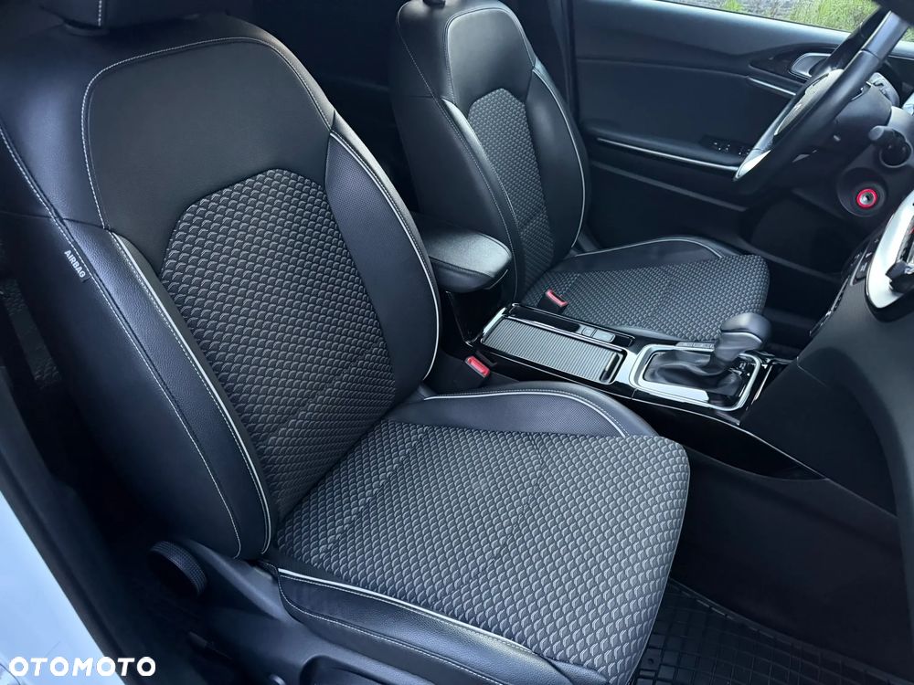 Kia XCeed 1.5 T-GDI L DCT - 22