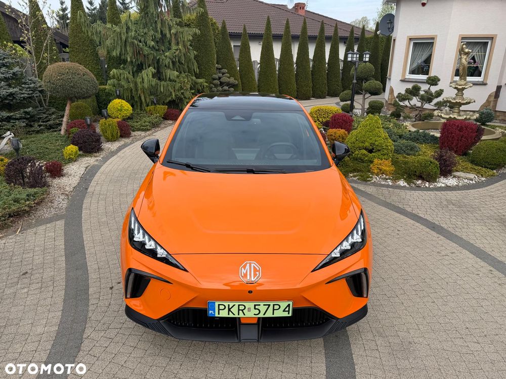 MG 4 Luxury 64 kWh - 27