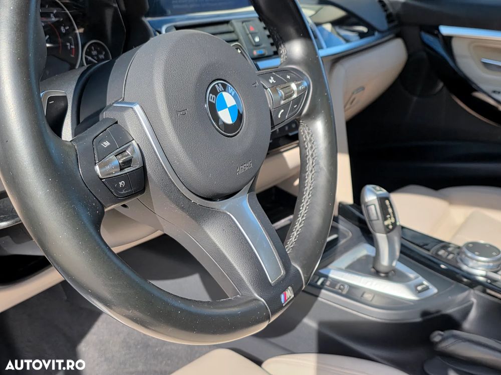 BMW Seria 3 330e iPerformance Sport Line - 17