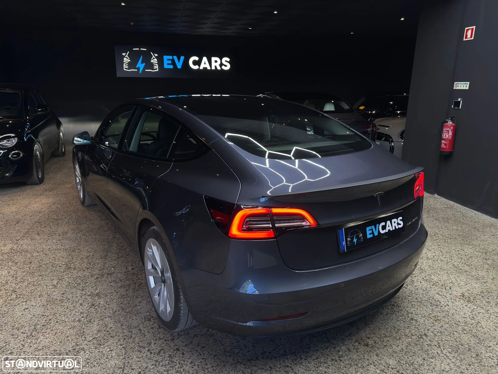 Tesla Model 3 Long Range AWD Dual Motor - 1