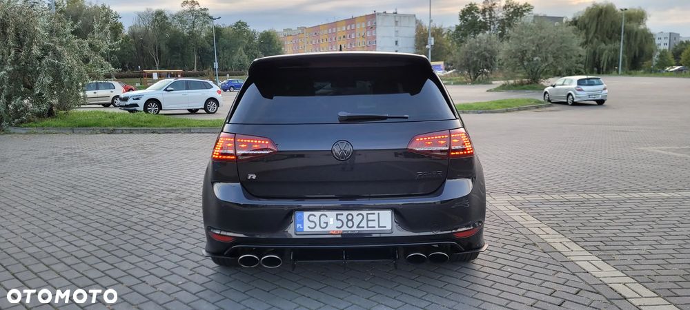 Volkswagen Golf - 7