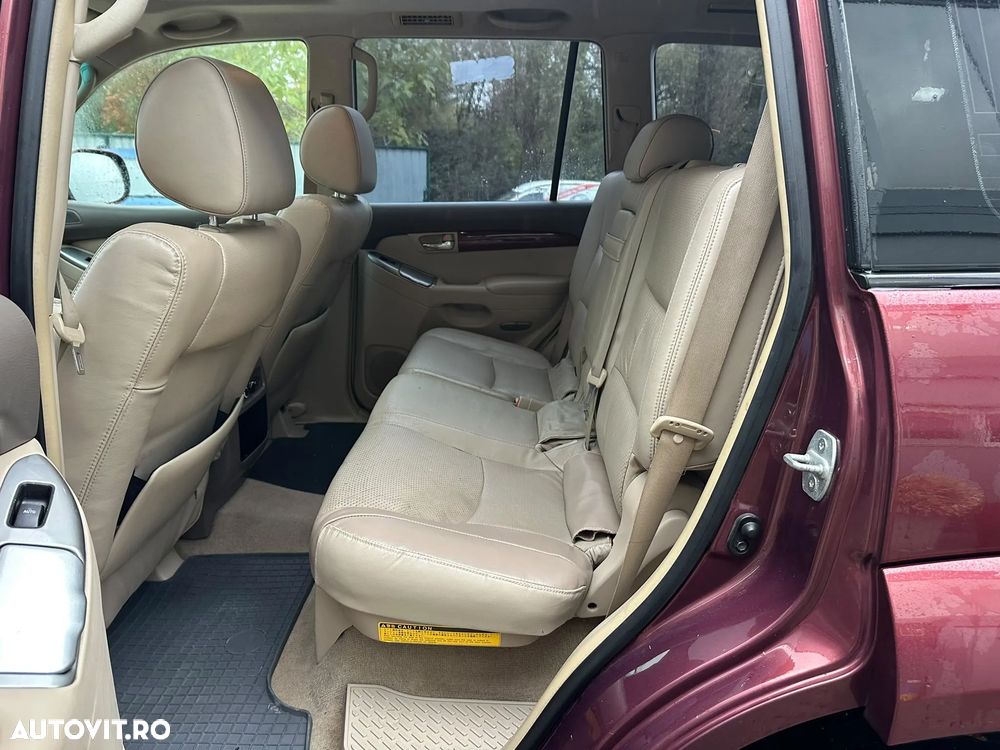Toyota Land Cruiser - 13
