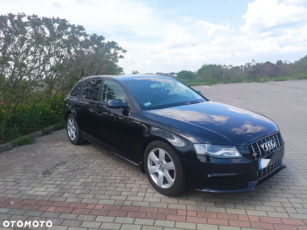 Audi A4 Avant 2.0 TDI - 1