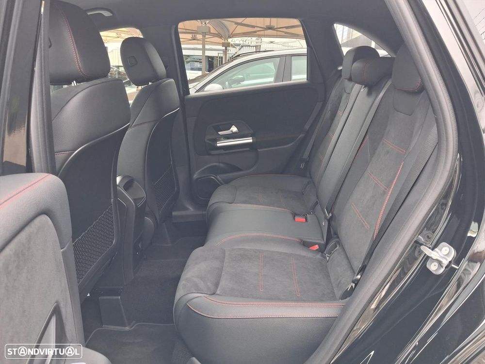 Mercedes-Benz B 250 - 12