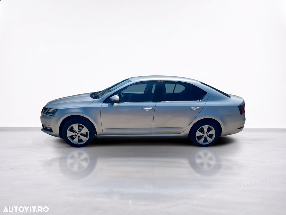 Skoda Octavia - 3
