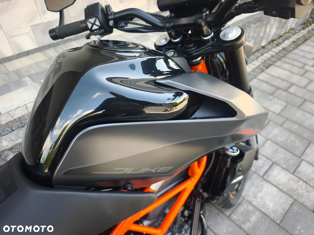 KTM Duke 390 - 39
