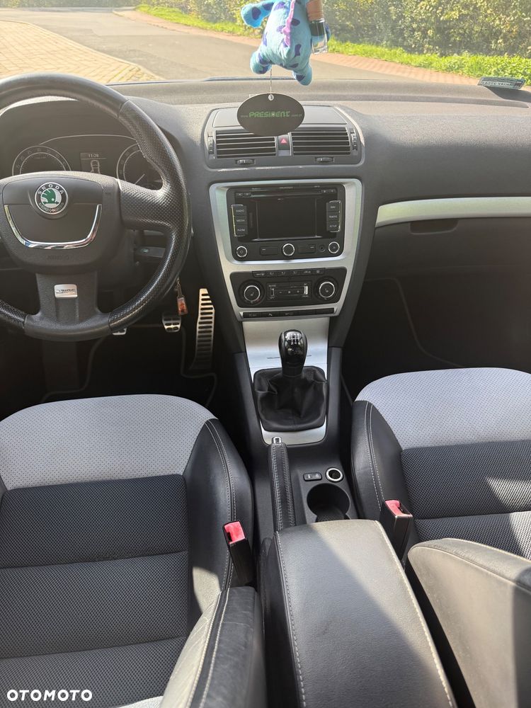 Skoda Octavia 2.0 TDI DPF RS - 5