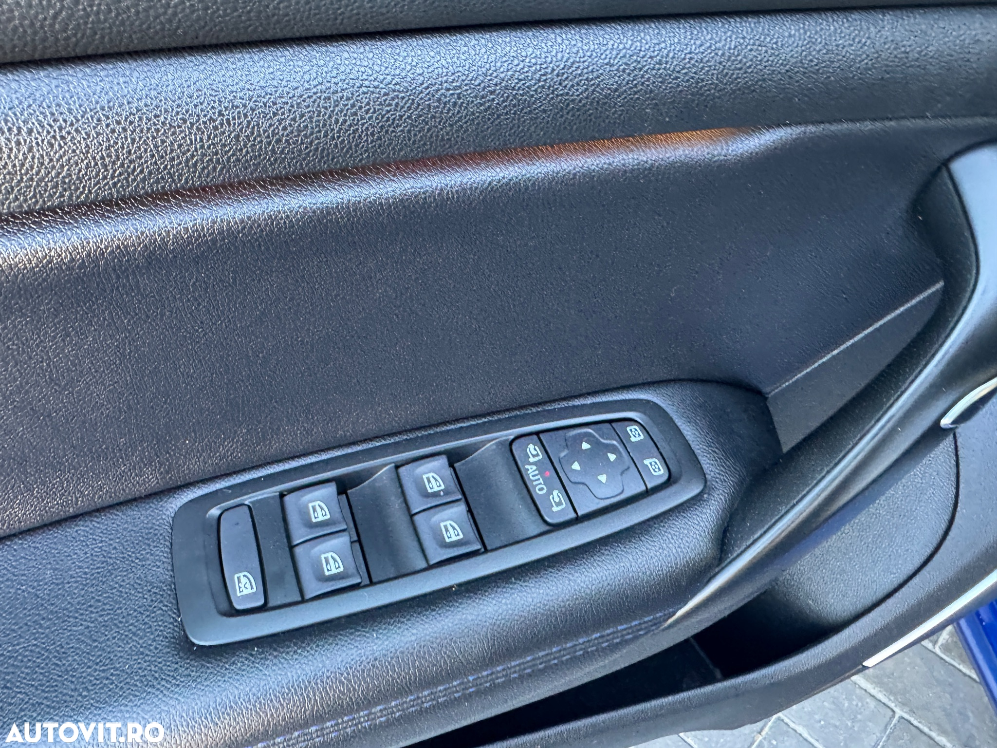 Renault Megane ENERGY dCi 130 GT LINE - 25