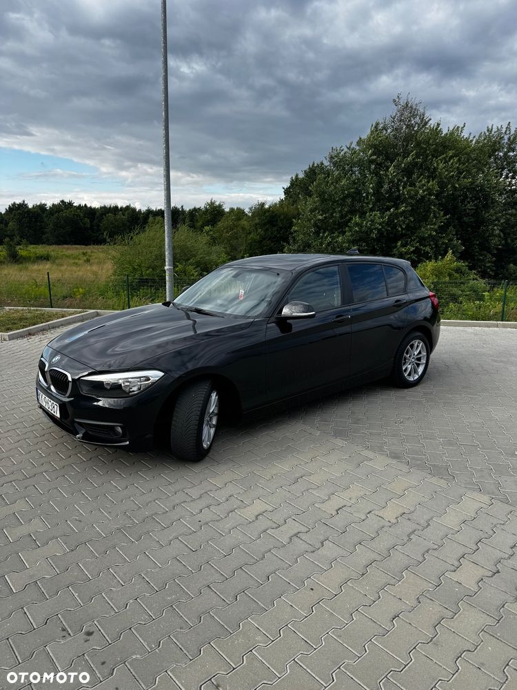 BMW Seria 1 116i - 11