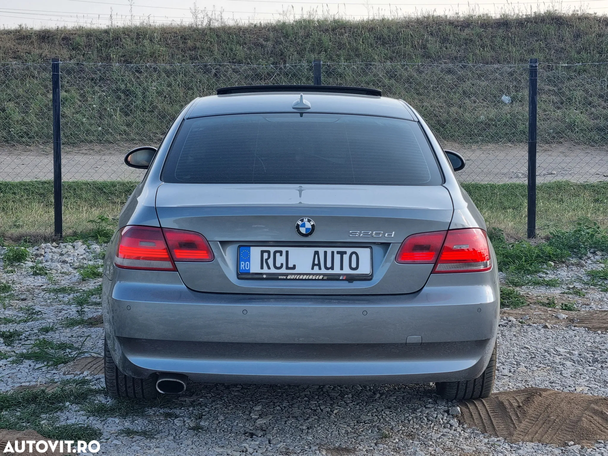 BMW Seria 3 320Cd Coupe - 8