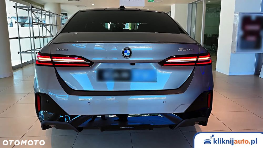 BMW Seria 5 520d xDrive mHEV M Sport - 6