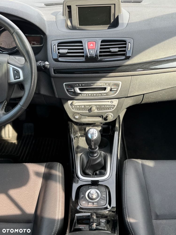 Renault Megane TCe 130 Bose Edition - 26