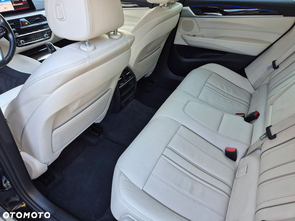 BMW 6GT 620d xDrive Luxury Line - 15