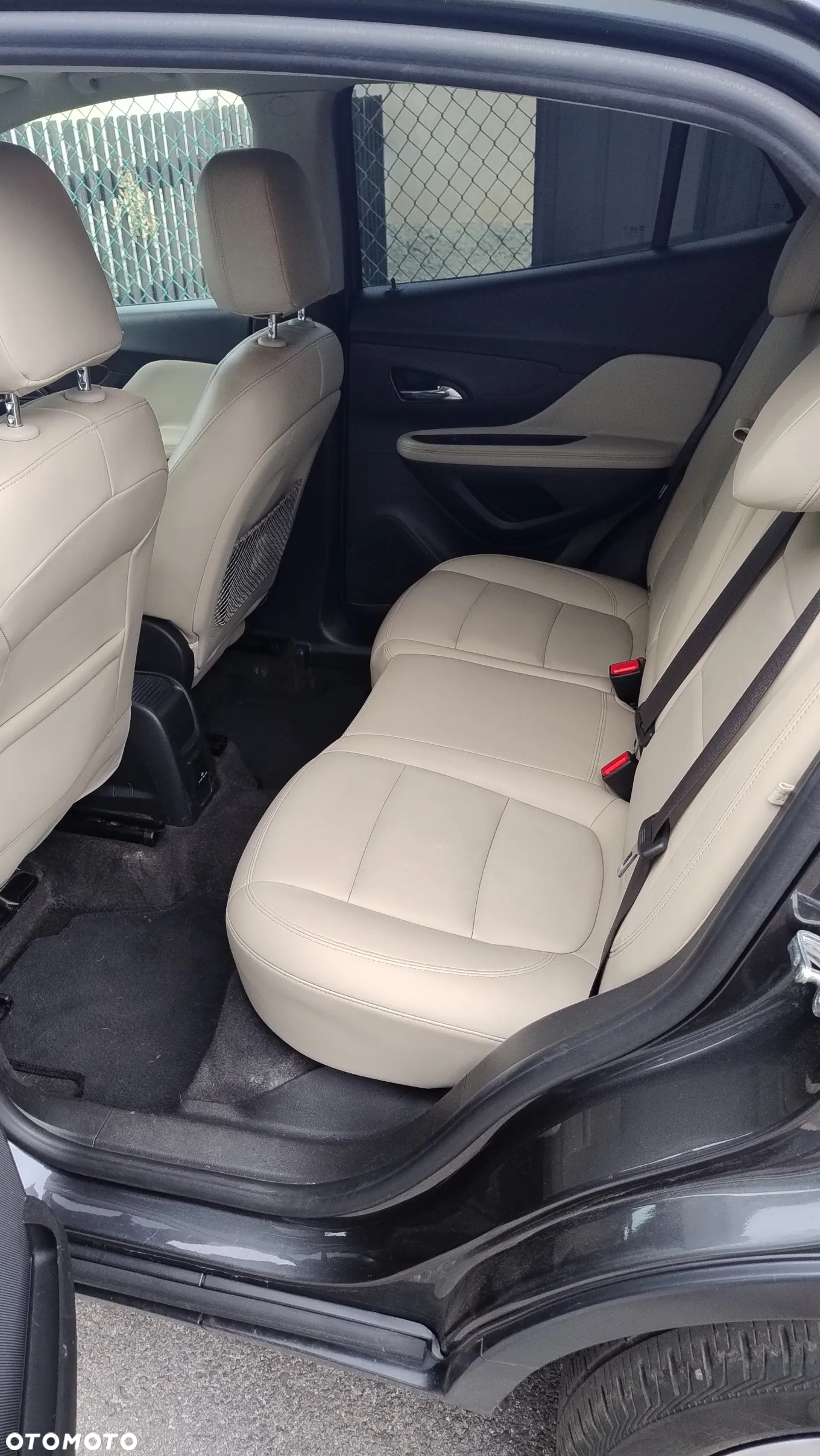 Buick Encore - 18