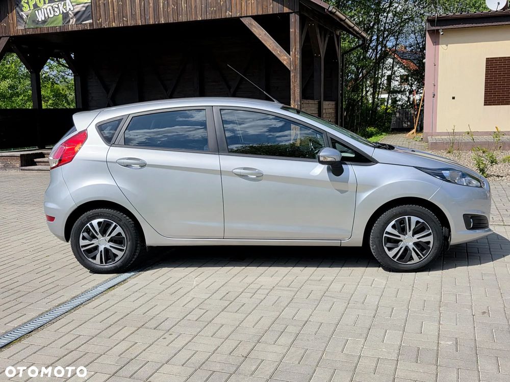 Ford Fiesta - 2