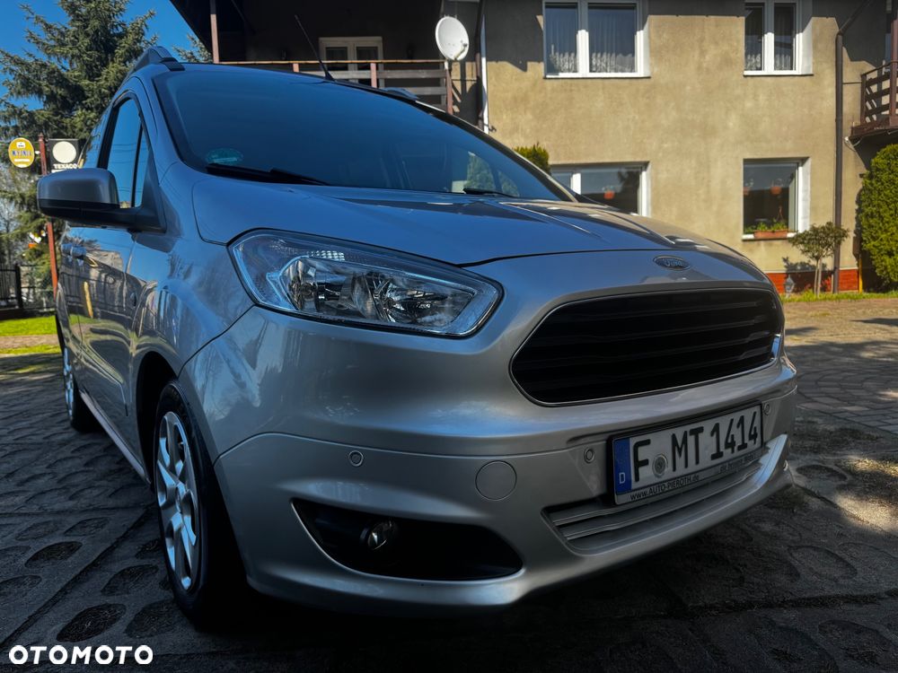 Ford Tourneo Courier 1.0 EcoBoost S&S Ambiente - 37