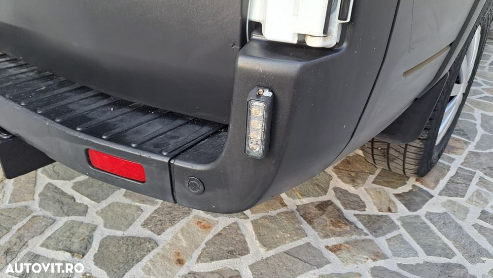 Ford Transit - 18