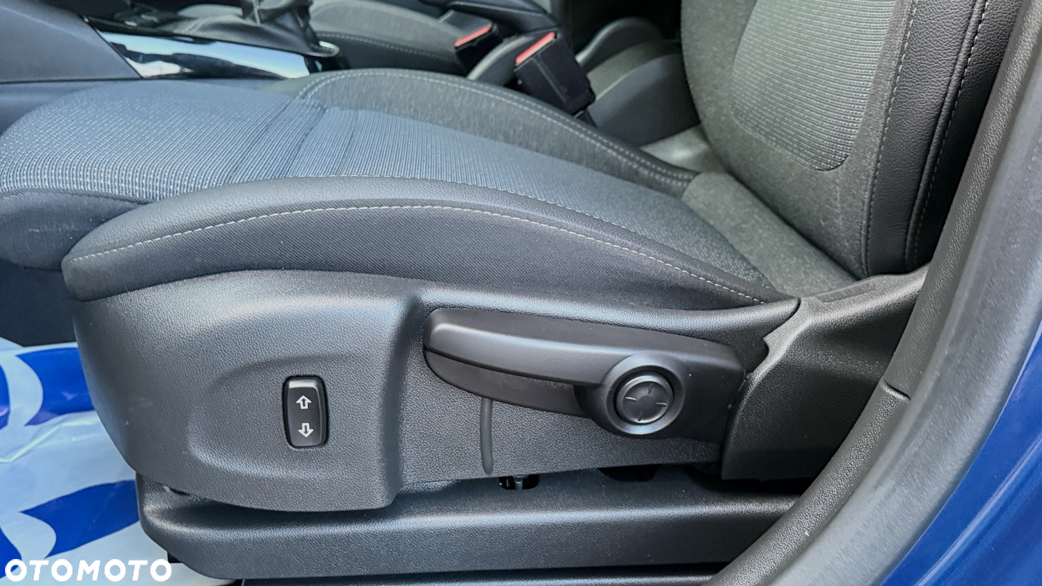 Opel Crossland X - 20