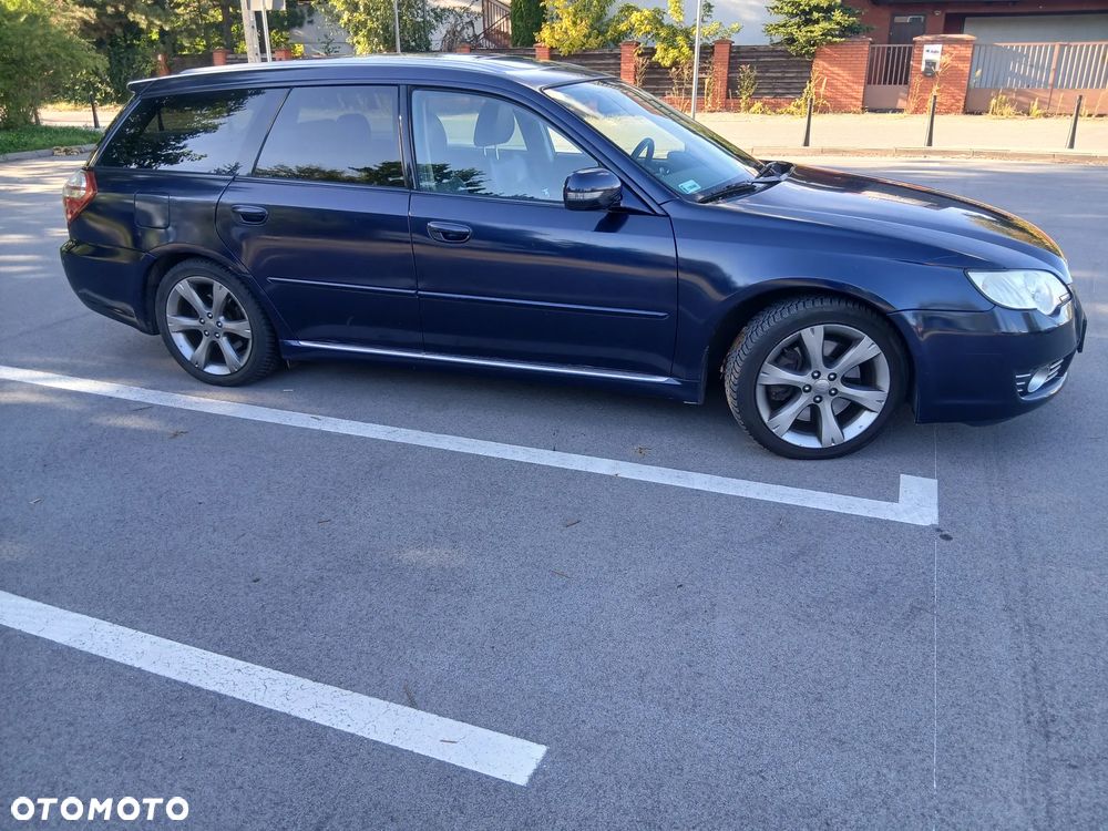Subaru Legacy 3.0 H6 - 2