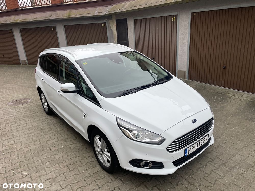 Ford S-Max - 21
