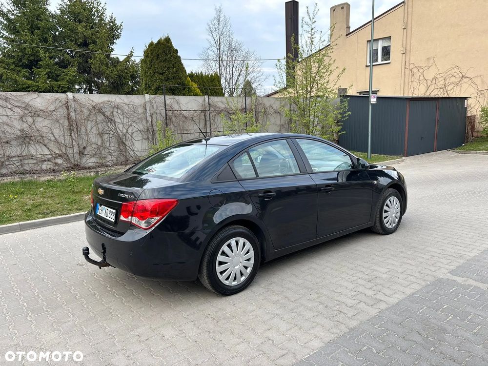 Chevrolet Cruze - 4
