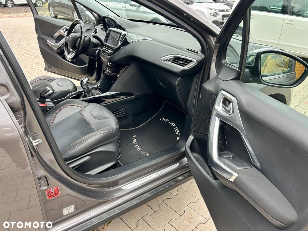 Peugeot 2008 1.2 Pure Tech GPF Crossway S&S - 28
