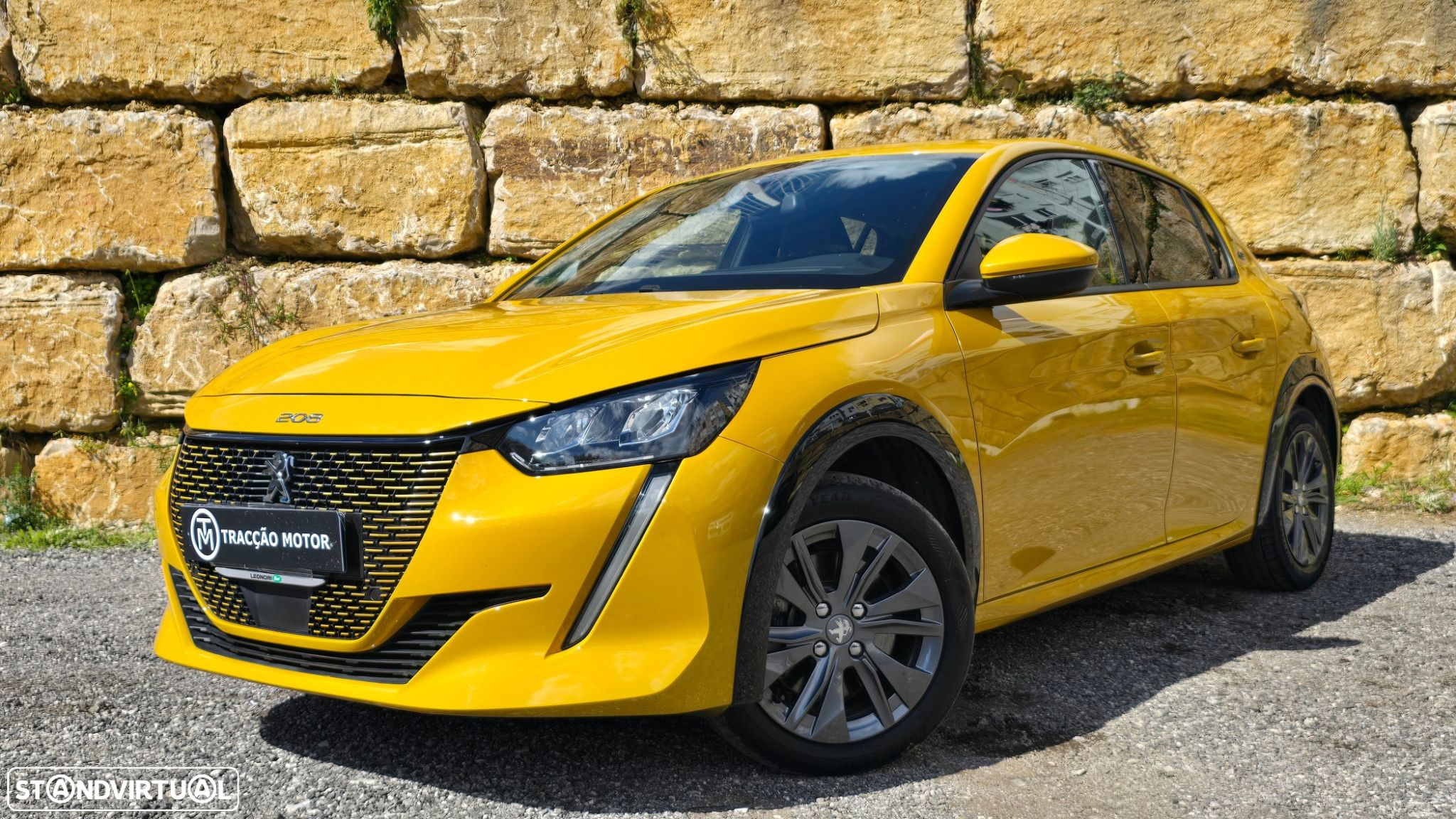 Peugeot e-208 Allure - 54