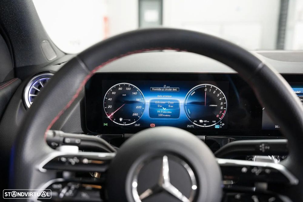 Mercedes-Benz GLA 250 e AMG Line - 12