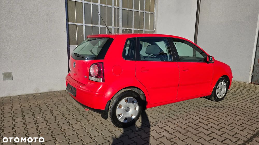 Volkswagen Polo 1.4 TDI DPF Comfortline - 4