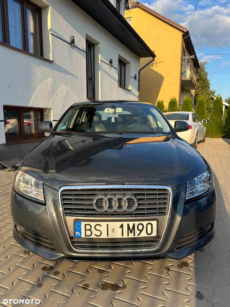 Audi A3 Sportback 2.0 TDI DPF Ambiente - 2