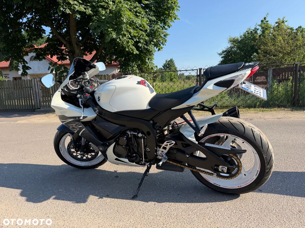 Suzuki GSX-R - 7