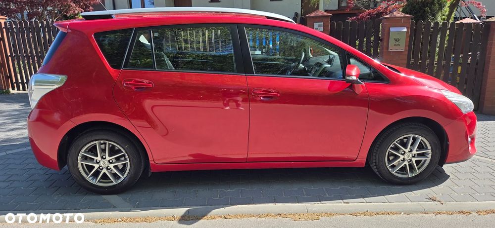 Toyota Verso 1.8 Premium 7os - 4