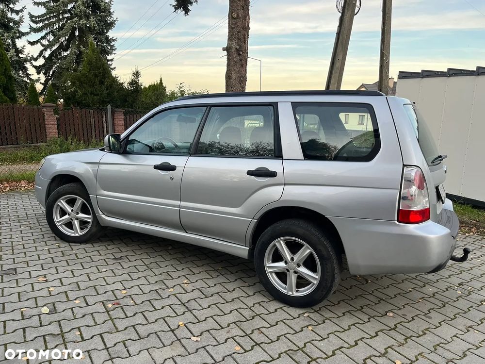 Subaru Forester 2.0 XG - 6