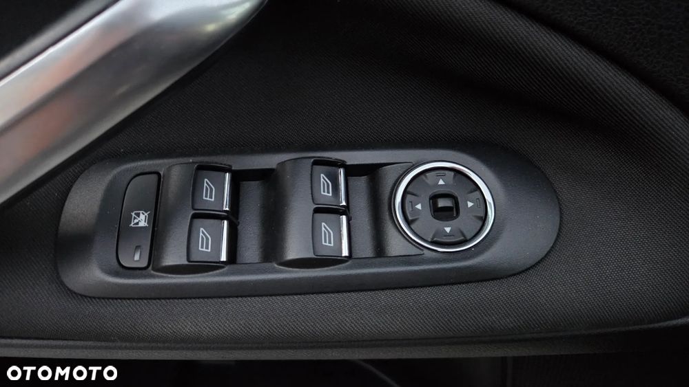 Ford Mondeo 2.0 Trend X - 17