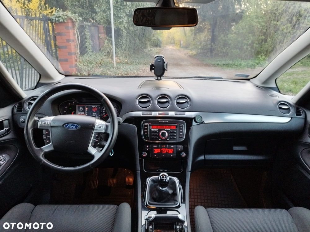 Ford Galaxy 2.0 TDCi Titanium - 16