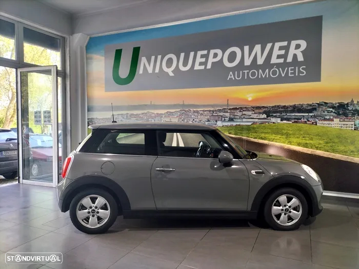 MINI 3 Portas One D - 4