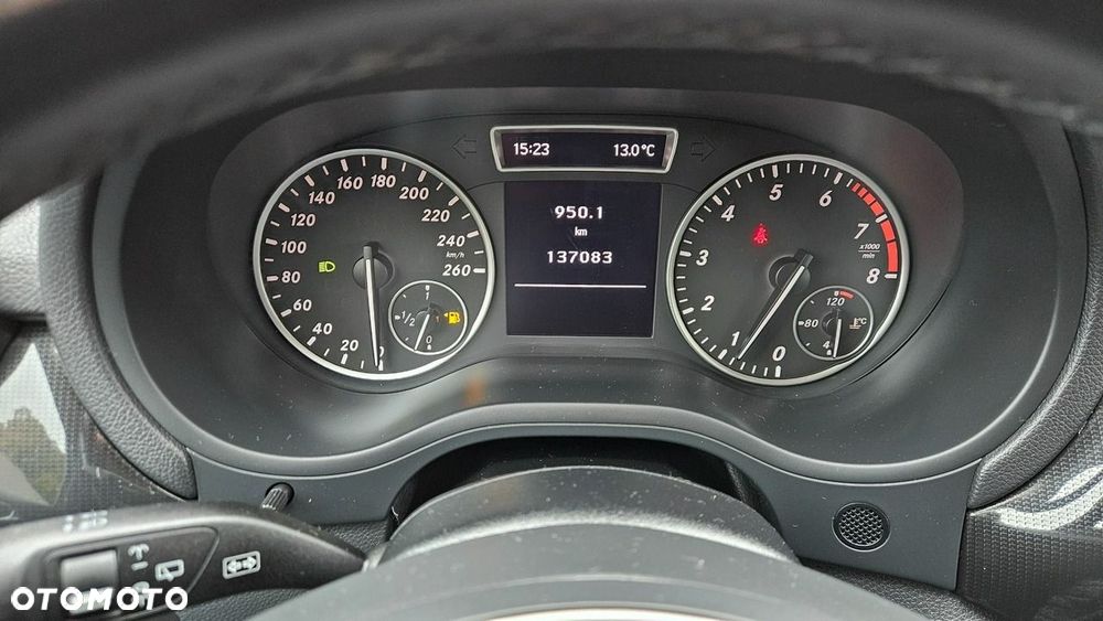 Mercedes-Benz Klasa B 180 BlueEFFICIENCY Edition Style - 23