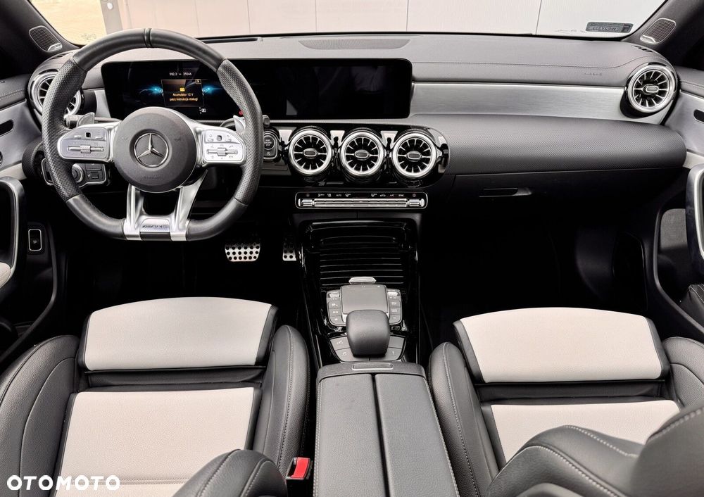 Mercedes-Benz CLA AMG 35 4-Matic 7G-DCT - 18