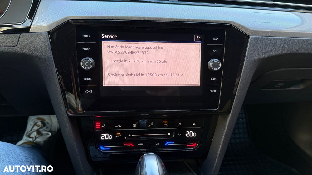 Volkswagen Passat 2.0 TDI DSG Comfortline - 15